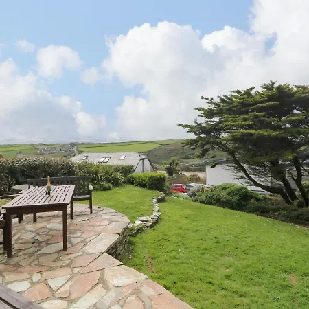 Trelawns Mawgan Porth
